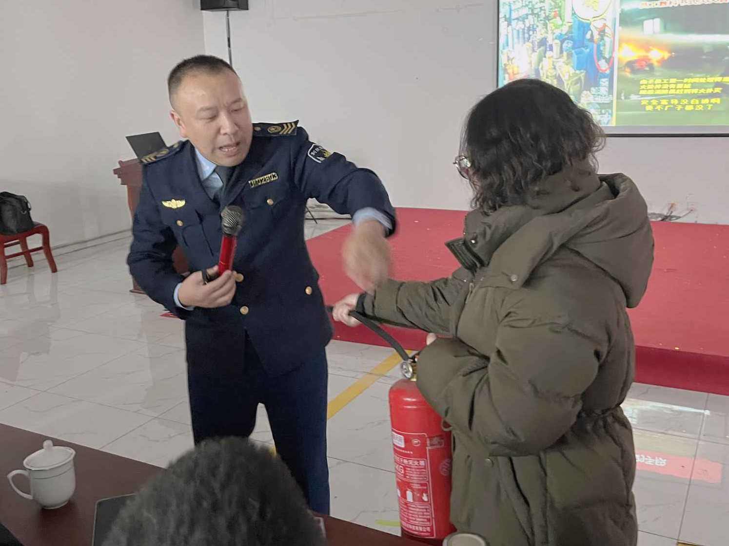 涵源環(huán)保2025年度開工大會(huì)